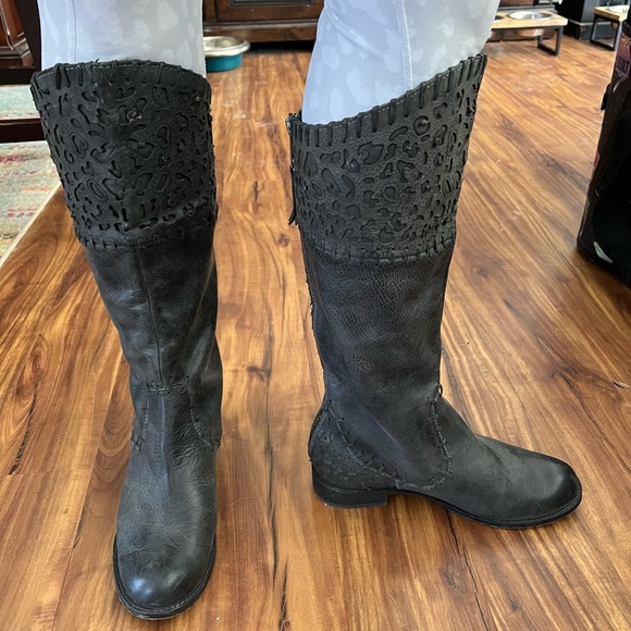 Corral tall leather leopard boots - Picture 11 of 11